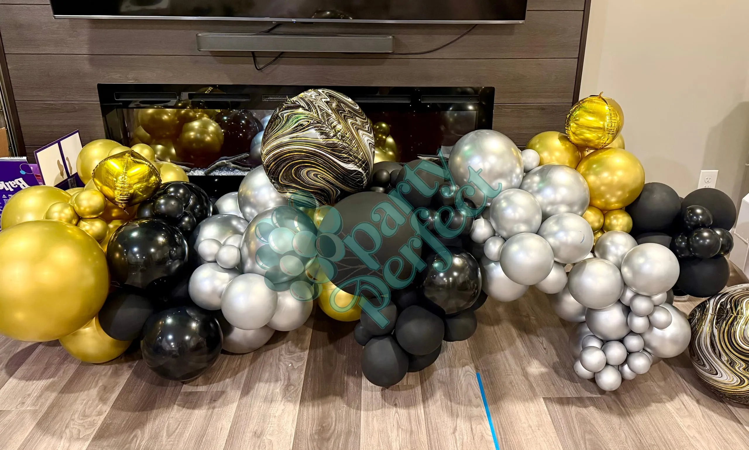 Balloon Garlands — photo 2