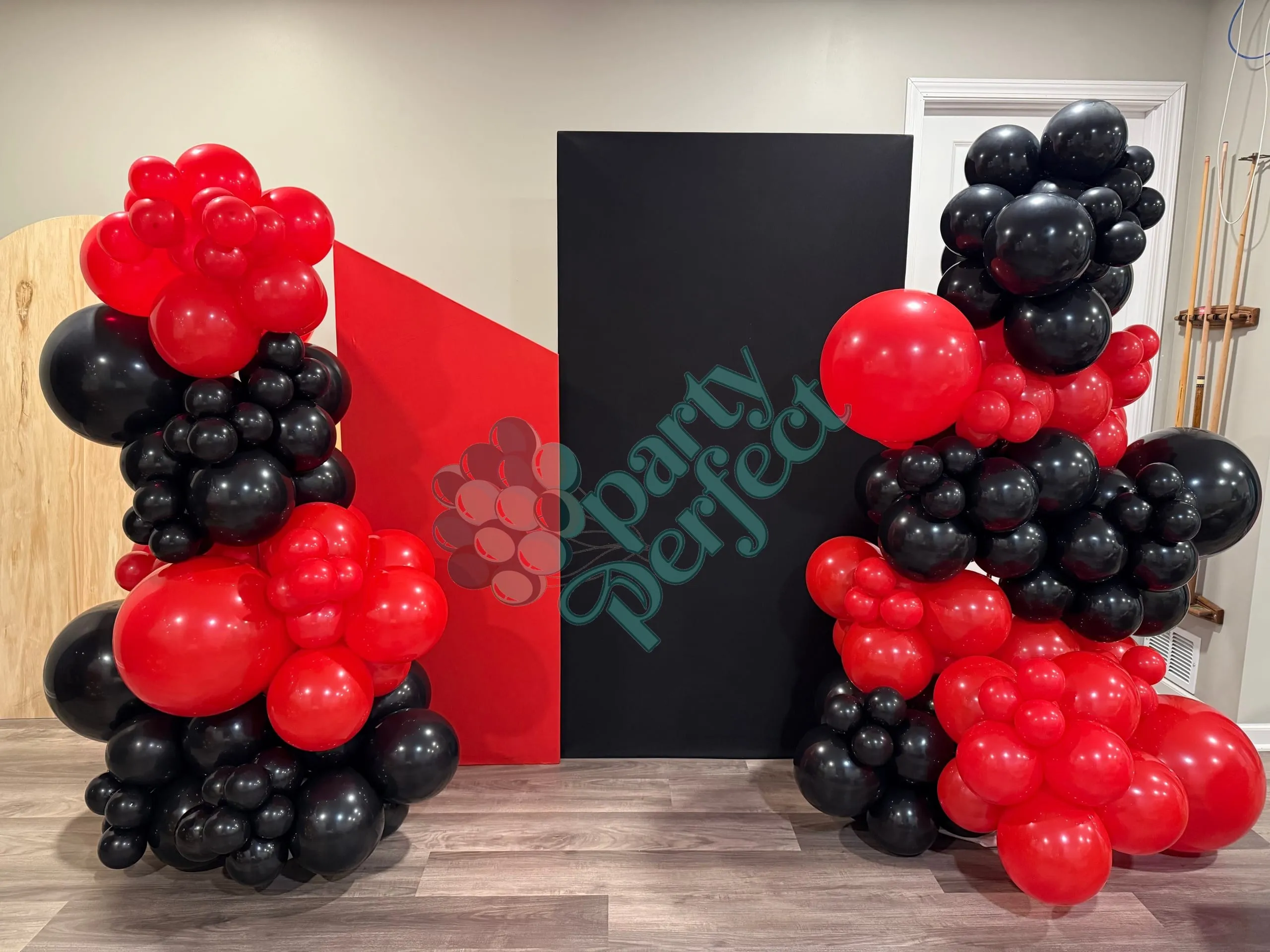 Balloon Columns — photo 2