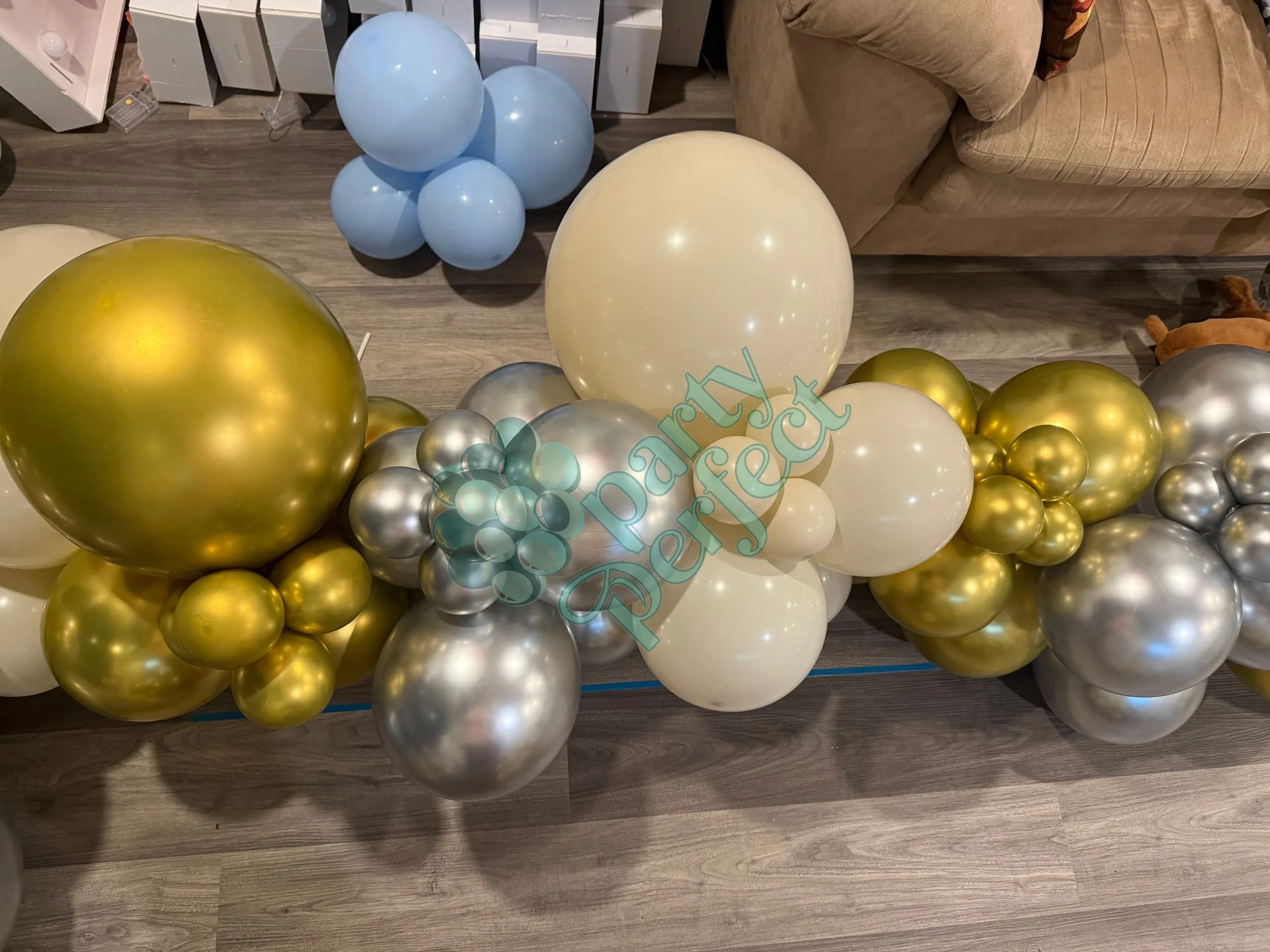 Balloon Garlands — photo 5