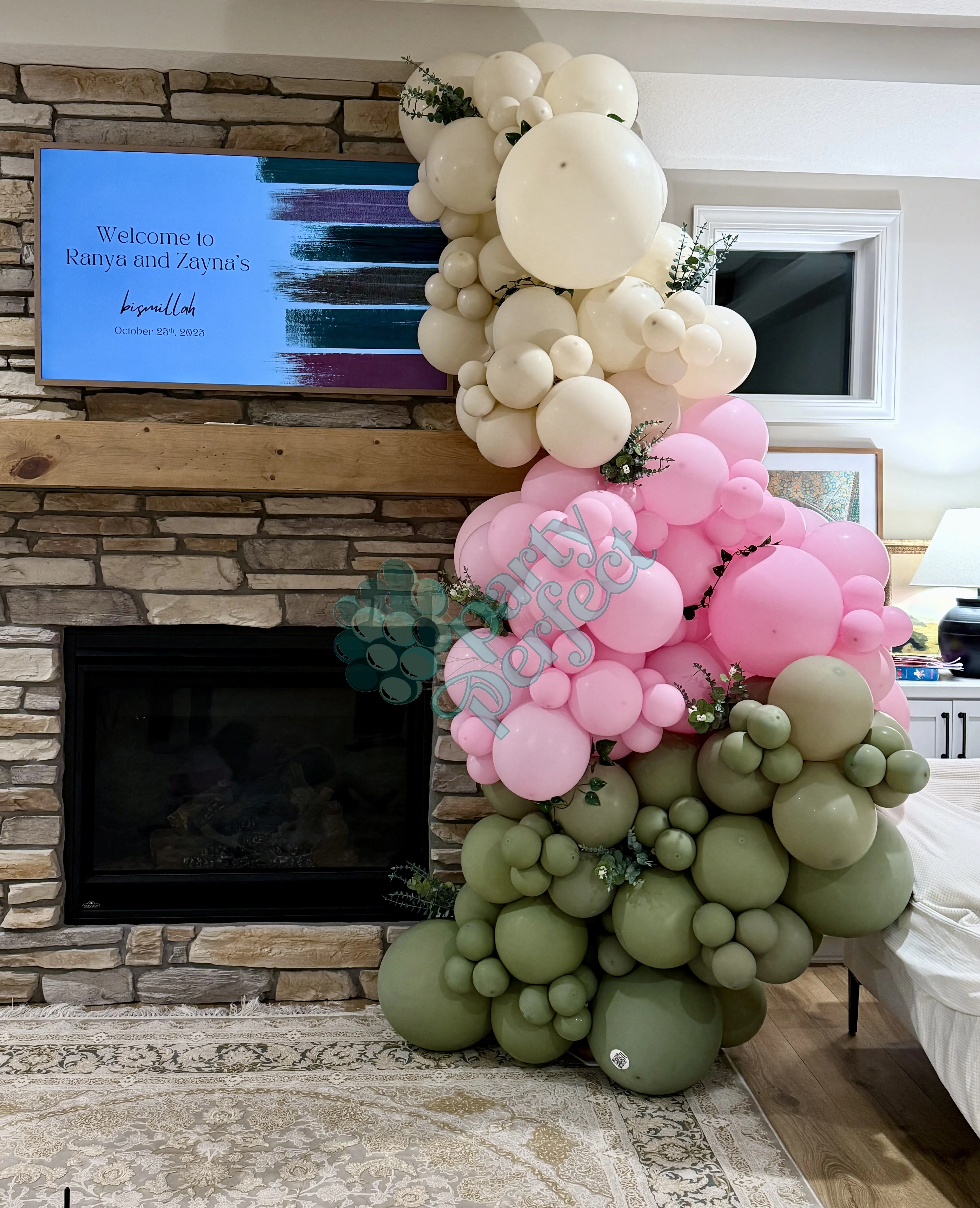 Balloon Garland Installation — photo 3