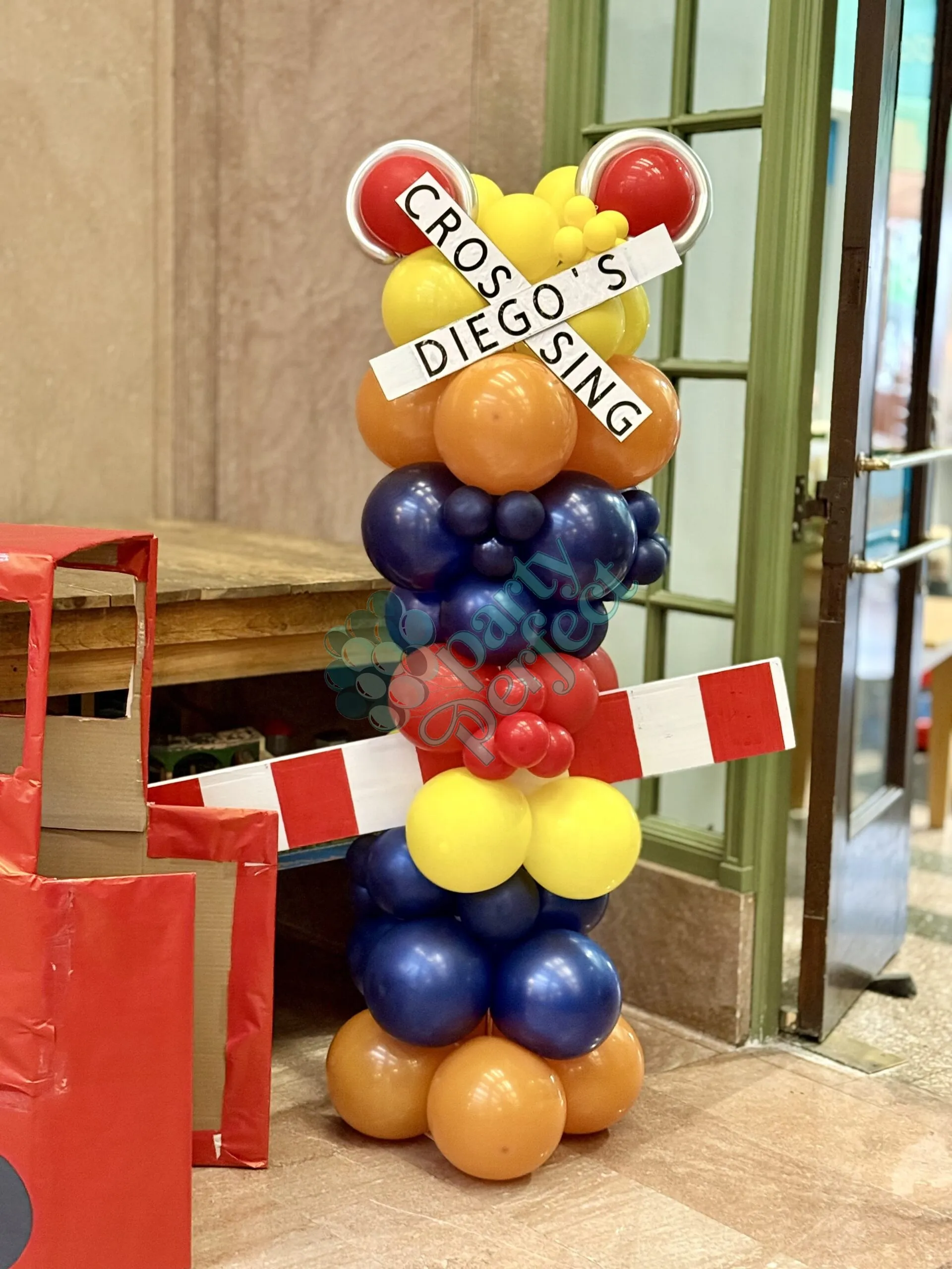 Balloon Columns — photo 6
